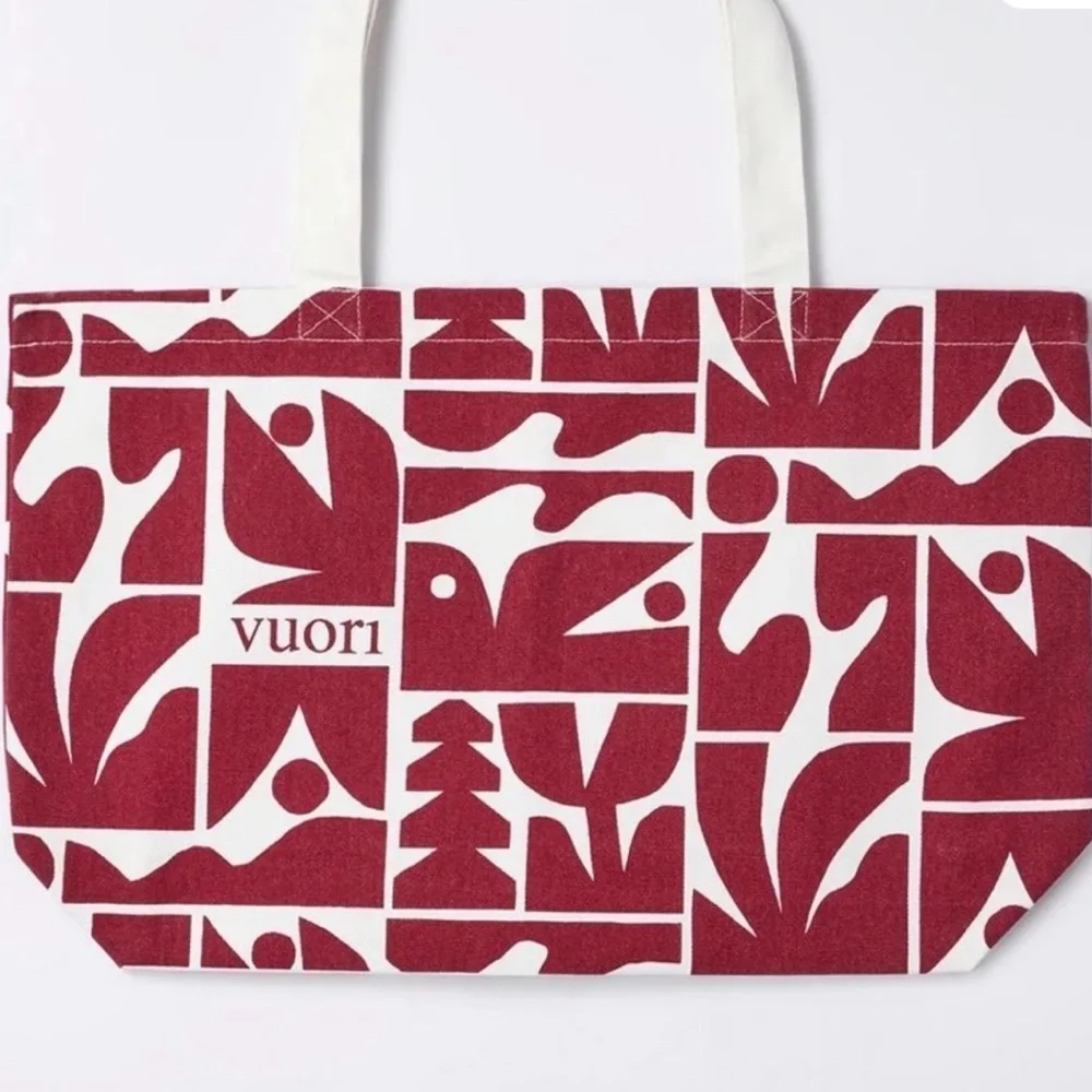 Vuori limited addition holiday Graphic Tote Bag - Picture 3 of 3